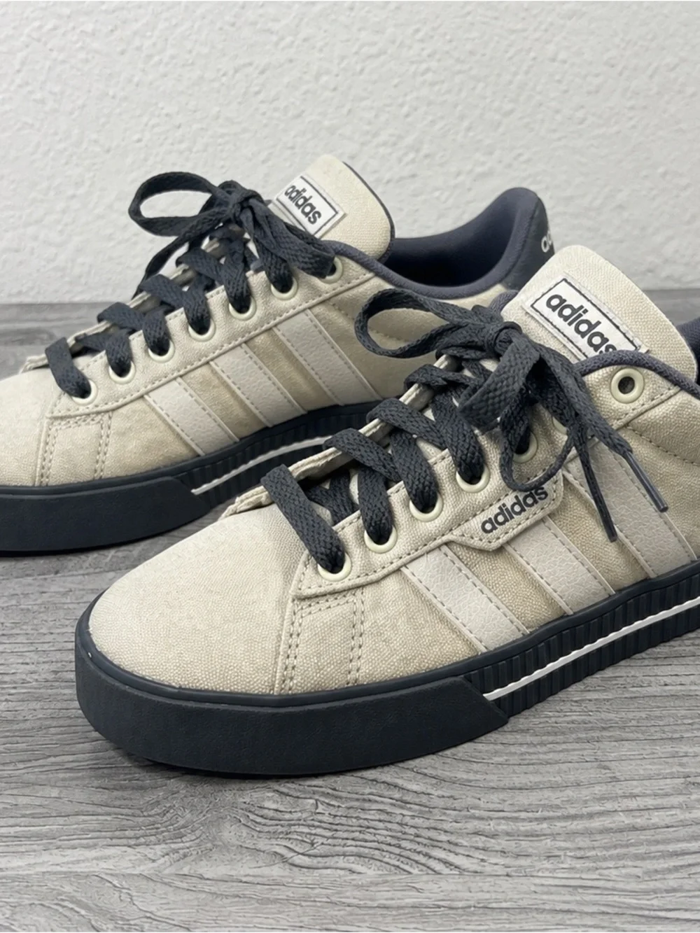 adidas Beige Canvas Sneakers with Black Soles and Laces Size 7 Men’s